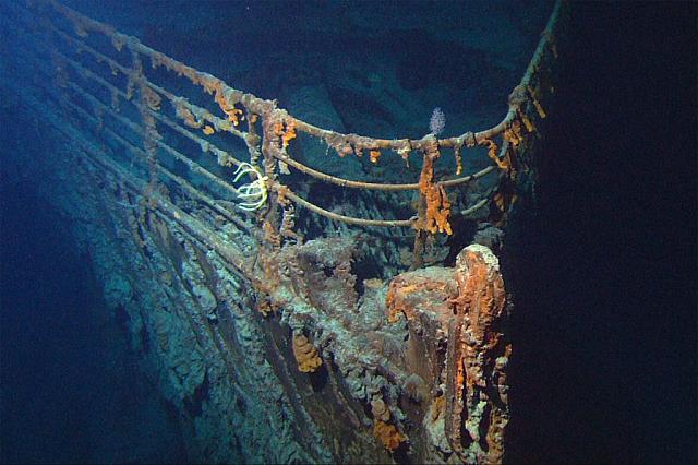 В Атлантике пропал батискаф, направлявшийся к «Титанику»
