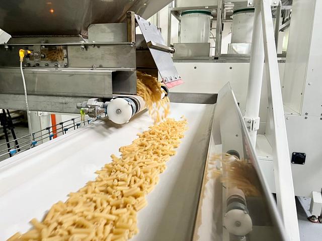 Возобновившая работу макаронная фабрика в Нальчике получила гособоронзаказ