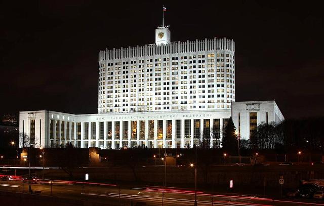 Кабмин разработал законопроект об одинаковых условиях получения помощи по соцконтракту в РФ
