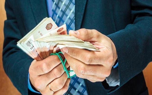 Экс-глава Минтруда Дагестана с подчиненными похитили выделенные инвалидам 620 млн рублей