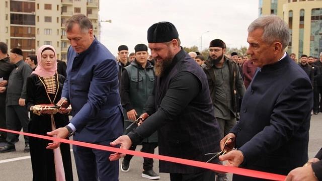 В Грозном Хуснуллин похвалил Кадырова за лидерство по объёму строительства жилья  