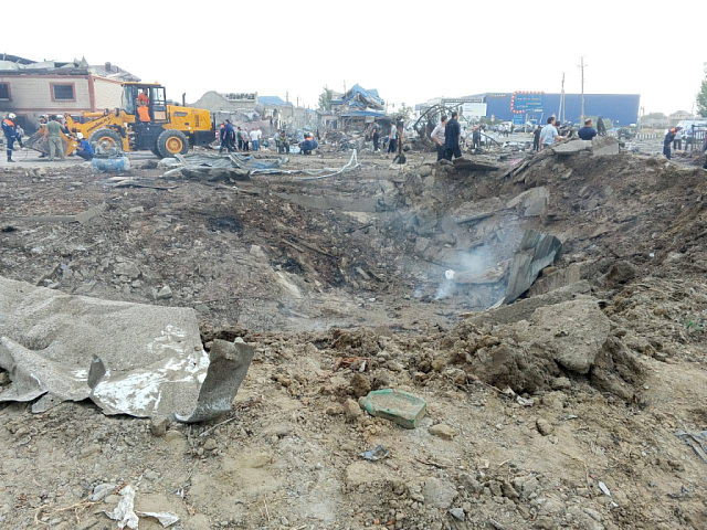 Неправильное хранение агрохимикатов могло стать причиной взрыва в Дагестане