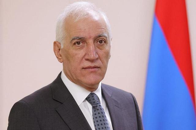 Парламент Армении избрал президентом страны Ваагна Хачатуряна 