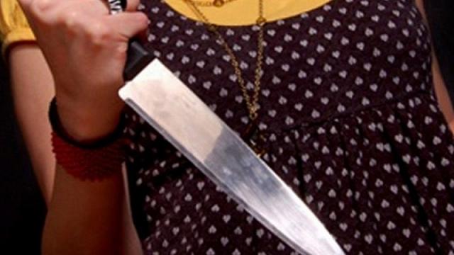 Жительница Дагестана из ревности воткнула нож в грудь сожителя